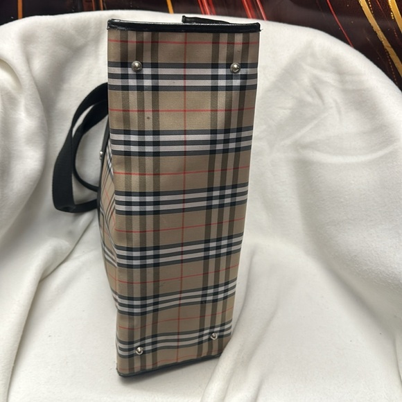 Burberry tote - Picture 5 of 7